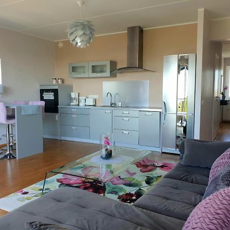 Seaview Apartment Parnawa Zewnętrze zdjęcie