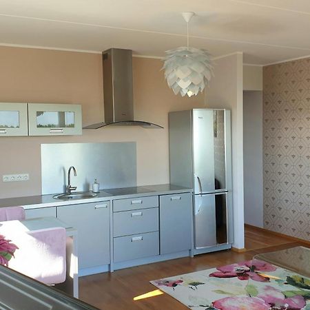 Seaview Apartment Parnawa Zewnętrze zdjęcie