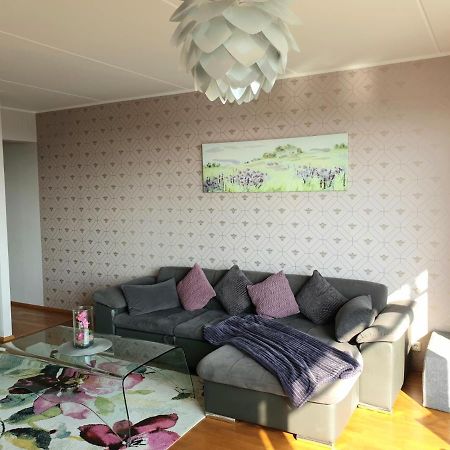 Seaview Apartment Parnawa Zewnętrze zdjęcie