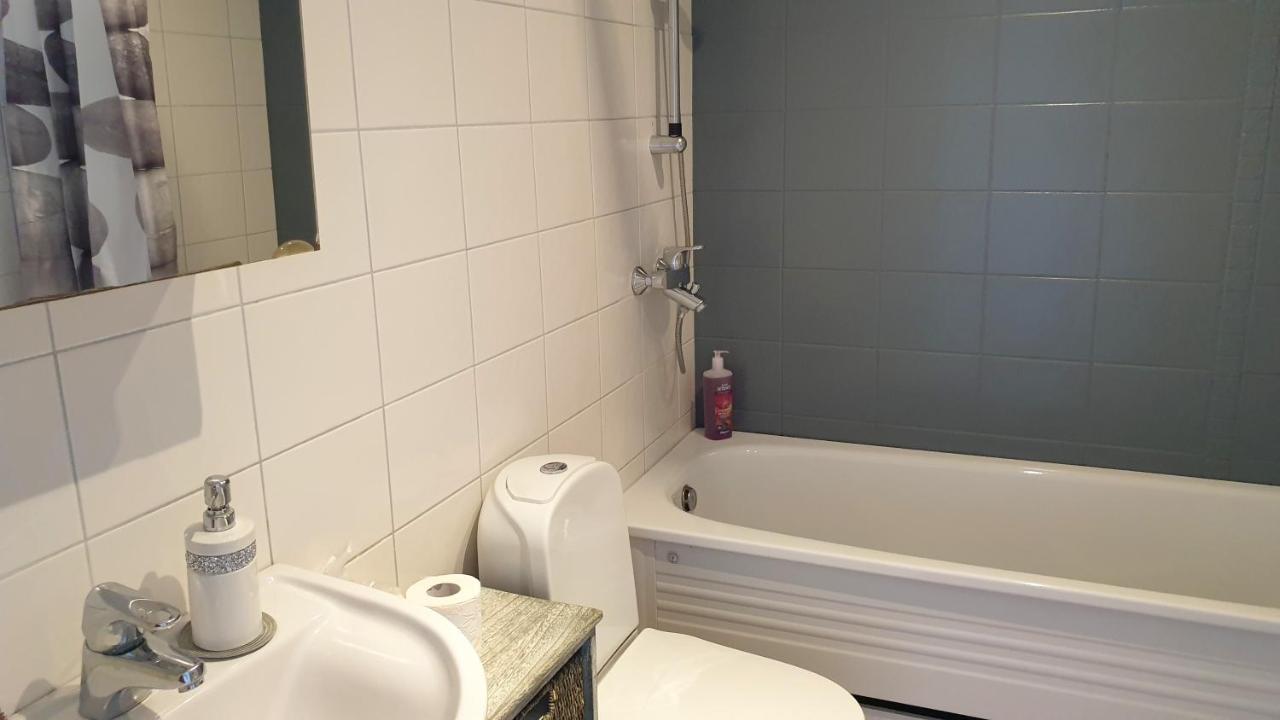 Seaview Apartment Parnawa Zewnętrze zdjęcie