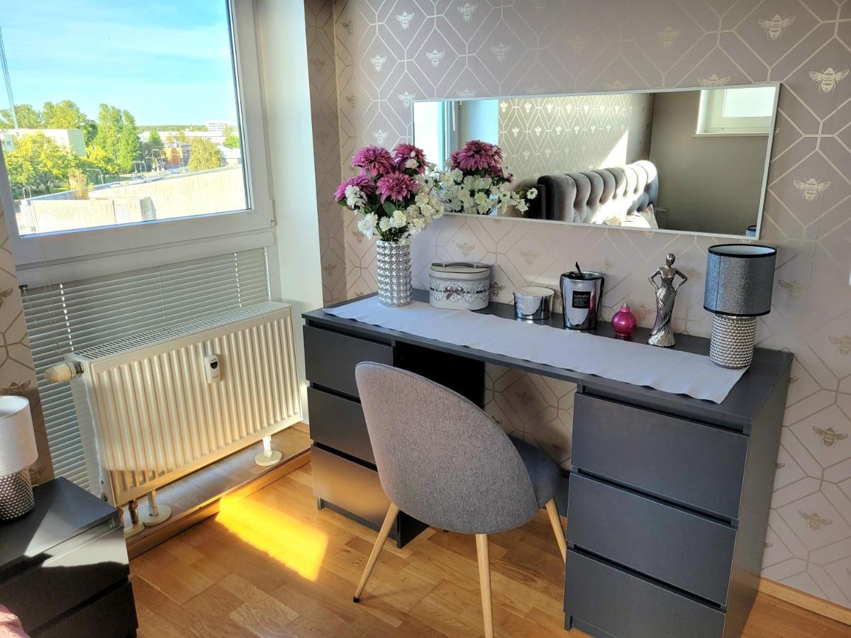 Seaview Apartment Parnawa Zewnętrze zdjęcie